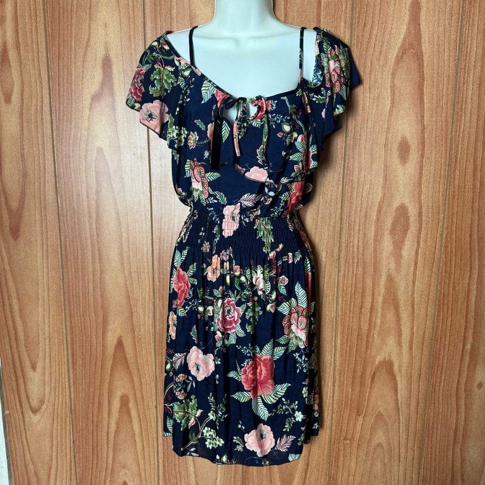 C-Mode Floral one size women’s dress‎